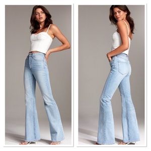 ARITZIA THE DENIM FOURM Marianne Flare Jeans